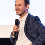 Dr. Újszászi-Bogár László